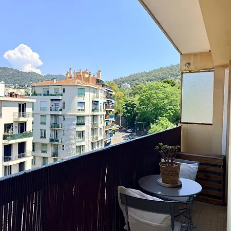 Deux Pieces Au Port De Apartment Nice